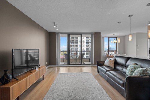 802-7088 Salisbury Avenue, Burnaby, BC 