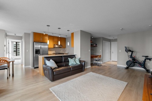 802-7088 Salisbury Avenue, Burnaby, BC 
