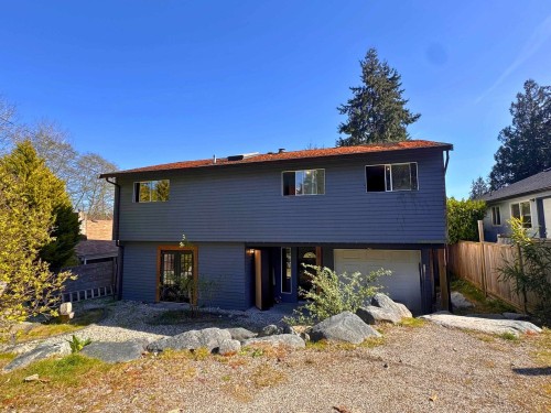 5799 Anchor Road  Sechelt, BC V0N 3A0