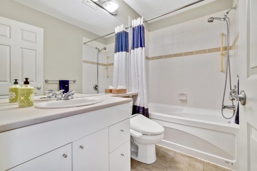 3264 Clermont Mews, Vancouver, BC 