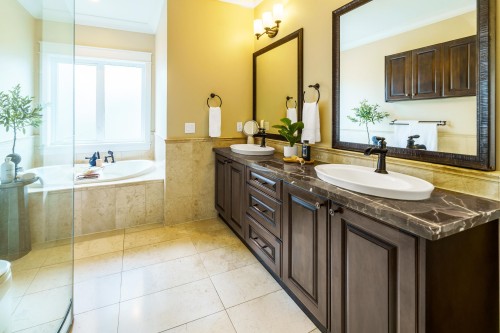 841 Rochester Avenue, Coquitlam, BC 