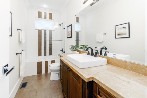 841 Rochester Avenue, Coquitlam, BC 