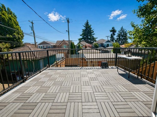 790 68Th Avenue W, Vancouver, BC 