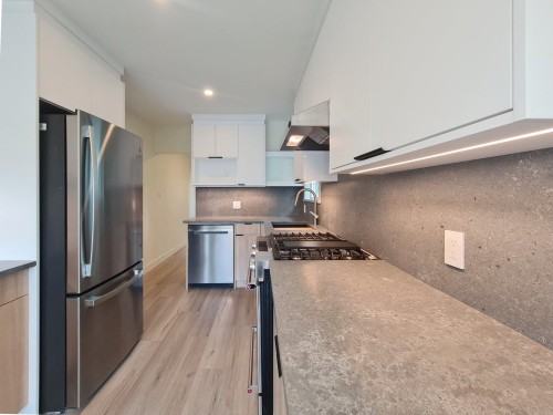 790 68Th Avenue W, Vancouver, BC 