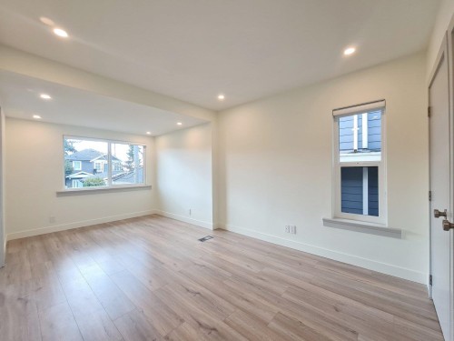 790 68Th Avenue W, Vancouver, BC 