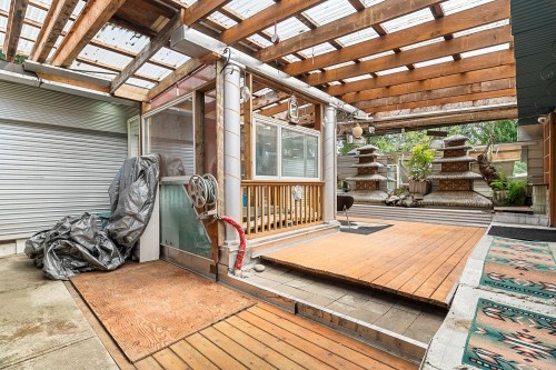 1867 Salisbury Avenue, Port Coquitlam, BC 