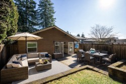 3015 Royal Avenue  North Vancouver, BC V7K 1Y6