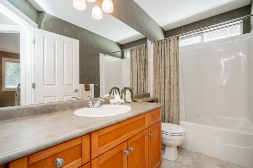 1899 Parkway Boulevard, Coquitlam, BC 