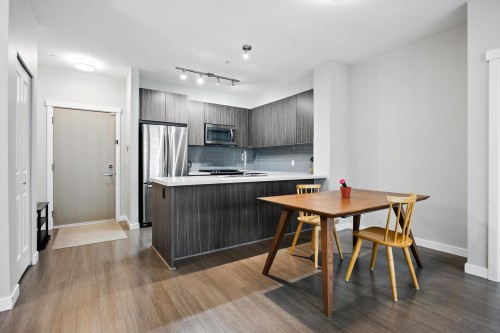 104-607 Cottonwood Avenue, Coquitlam, BC 