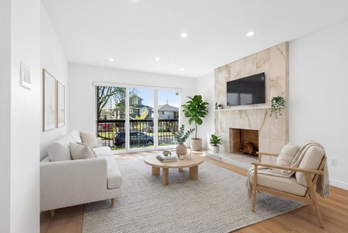 2085 Waverley Avenue, Vancouver, BC 