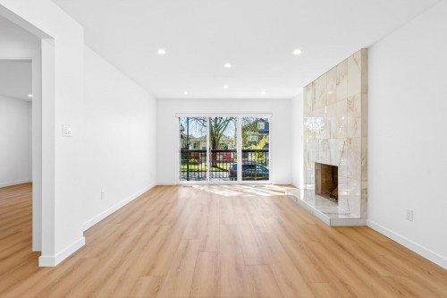 2085 Waverley Avenue, Vancouver, BC 