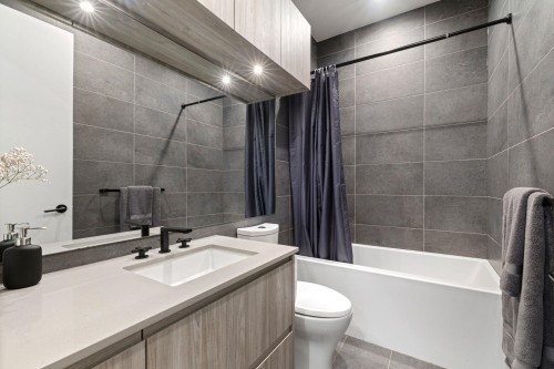 309-300 Salter Street, New Westminster, BC 