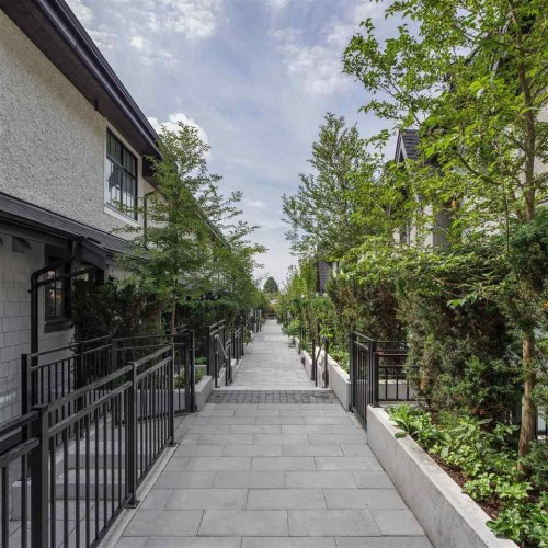 7893 Oak Street, Vancouver, BC 