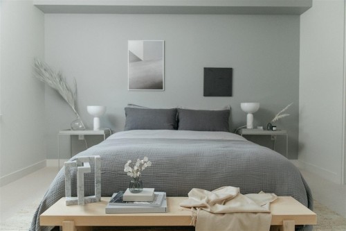 7893 Oak Street, Vancouver, BC 