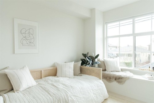 7893 Oak Street, Vancouver, BC 