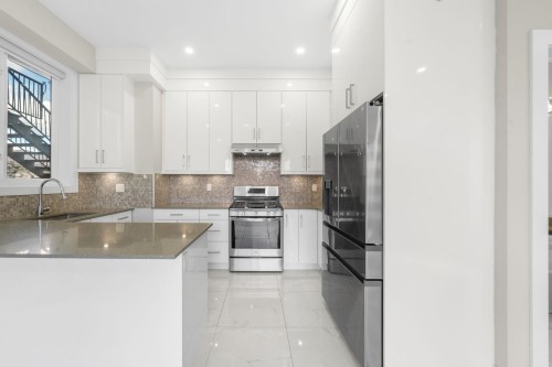 6692 Nanaimo Street, Vancouver, BC 