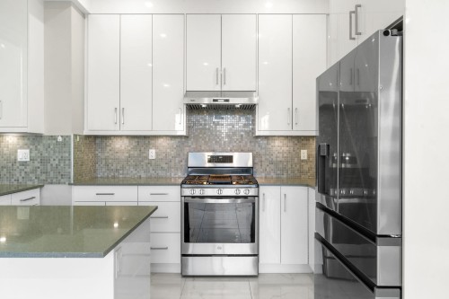 6692 Nanaimo Street, Vancouver, BC 