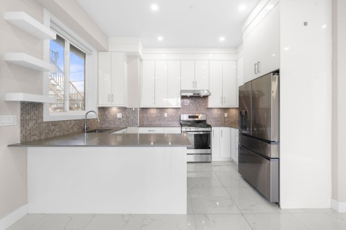 6692 Nanaimo Street, Vancouver, BC 