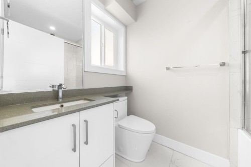 6692 Nanaimo Street, Vancouver, BC 