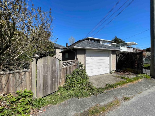 782 66Th Avenue W, Vancouver, BC 