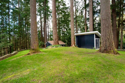 2551 Hyannis Point, North Vancouver, BC 