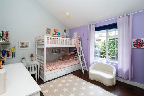 2551 Hyannis Point, North Vancouver, BC 