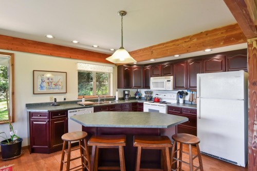 1685 Storvold Road, Gibsons, BC 