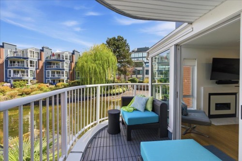 1523 Mariner Walk, Vancouver, BC 