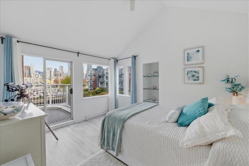1523 Mariner Walk, Vancouver, BC 