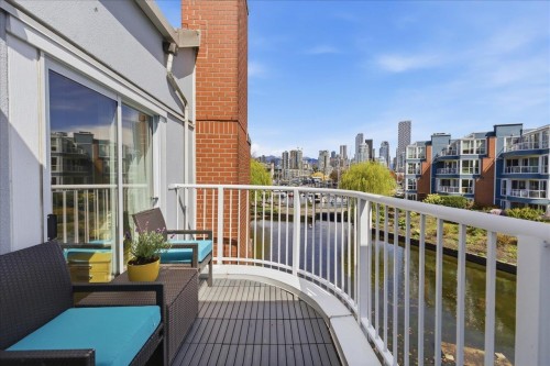 1523 Mariner Walk, Vancouver, BC 