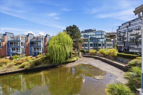 1523 Mariner Walk, Vancouver, BC 