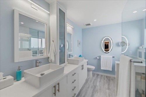 1523 Mariner Walk, Vancouver, BC 