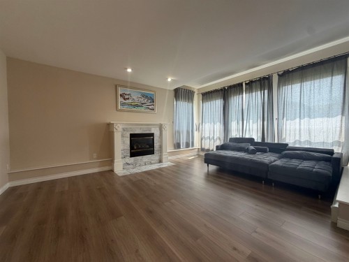 9228 Pinewell Crescent, Richmond, BC 