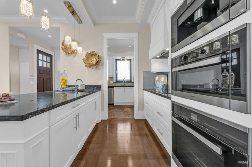 2149 46Th Avenue W, Vancouver, BC 