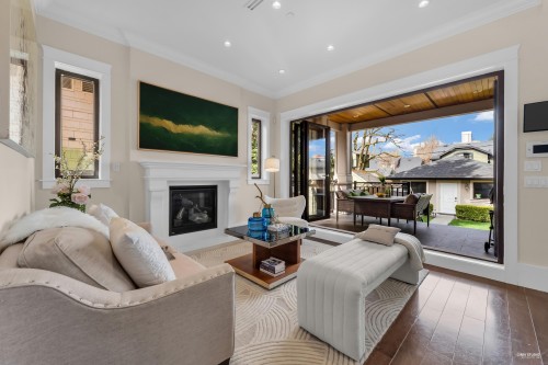 2149 46Th Avenue W, Vancouver, BC 