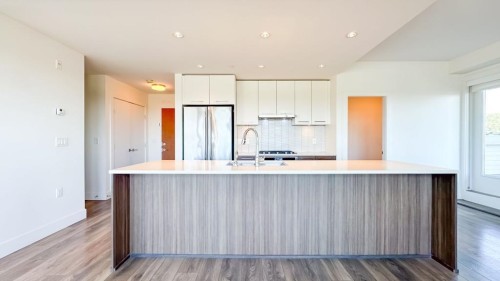 711-8580 River District Crossing, Vancouver, BC 
