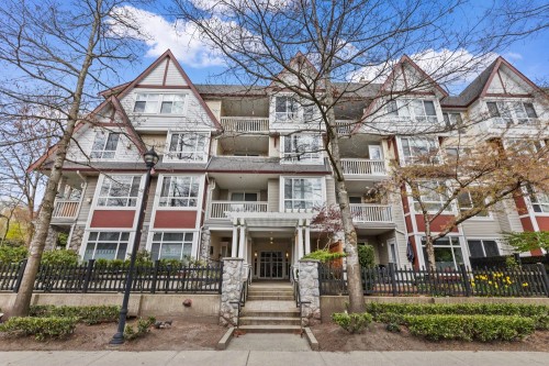 322-6833 Village Grn  Burnaby, BC V5E 4M1