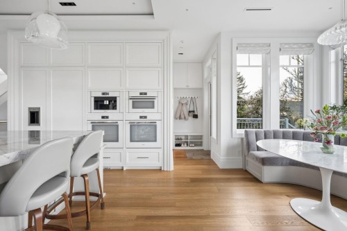 4021 28Th Avenue W, Vancouver, BC 
