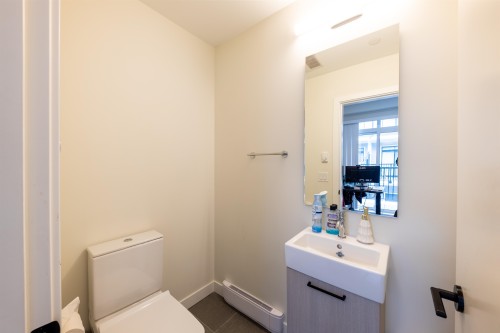 123-488 Furness Street, New Westminster, BC 