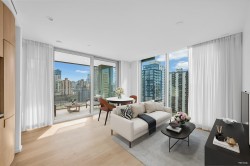 1704-1568 Alberni Street  Vancouver, BC V6G 0E3