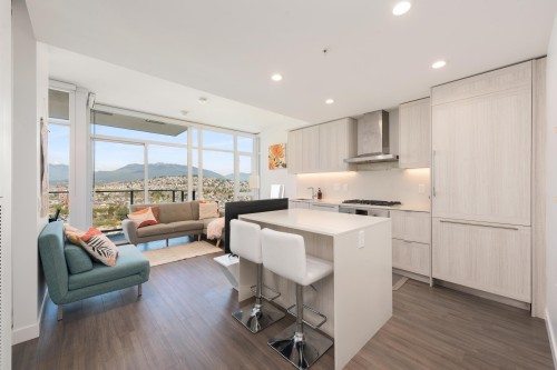 3506-2311 Beta Avenue  Burnaby, BC V5C 0M1
