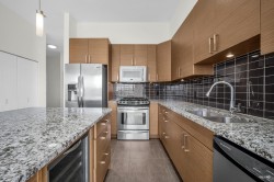 406-288 Hampton Street New Westminster, BC V3M 5L9