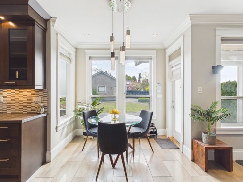 7320 Dow Avenue, Burnaby, BC 