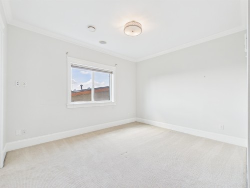7320 Dow Avenue, Burnaby, BC 