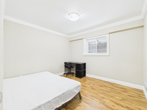 7320 Dow Avenue, Burnaby, BC 