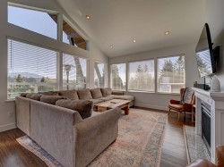 825 Bayview Heights Road Gibsons, BC V0N 1V8