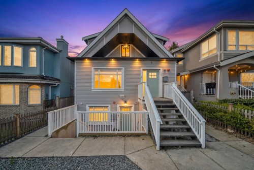3128 Kings Avenue, Vancouver, BC 