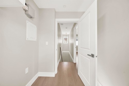 3128 Kings Avenue, Vancouver, BC 