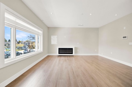 3128 Kings Avenue, Vancouver, BC 