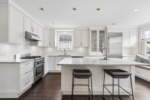 2859 33Rd Avenue W, Vancouver, BC 